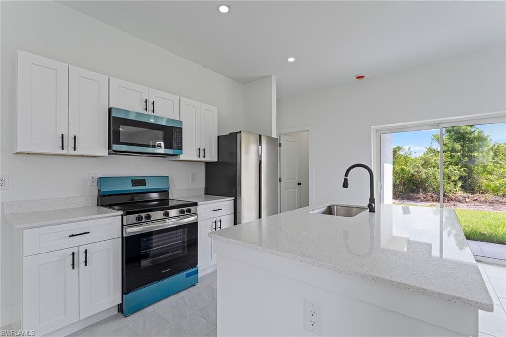 938 Grant Blvd, Lehigh Acres, FL 33974-10