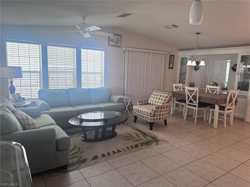 1128 Jade Lake Pt, Naples, FL 34114-17