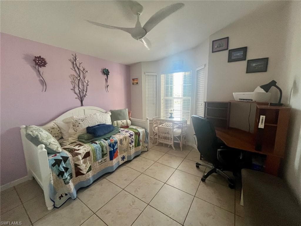 1128 Jade Lake Pt, Naples, FL 34114-6
