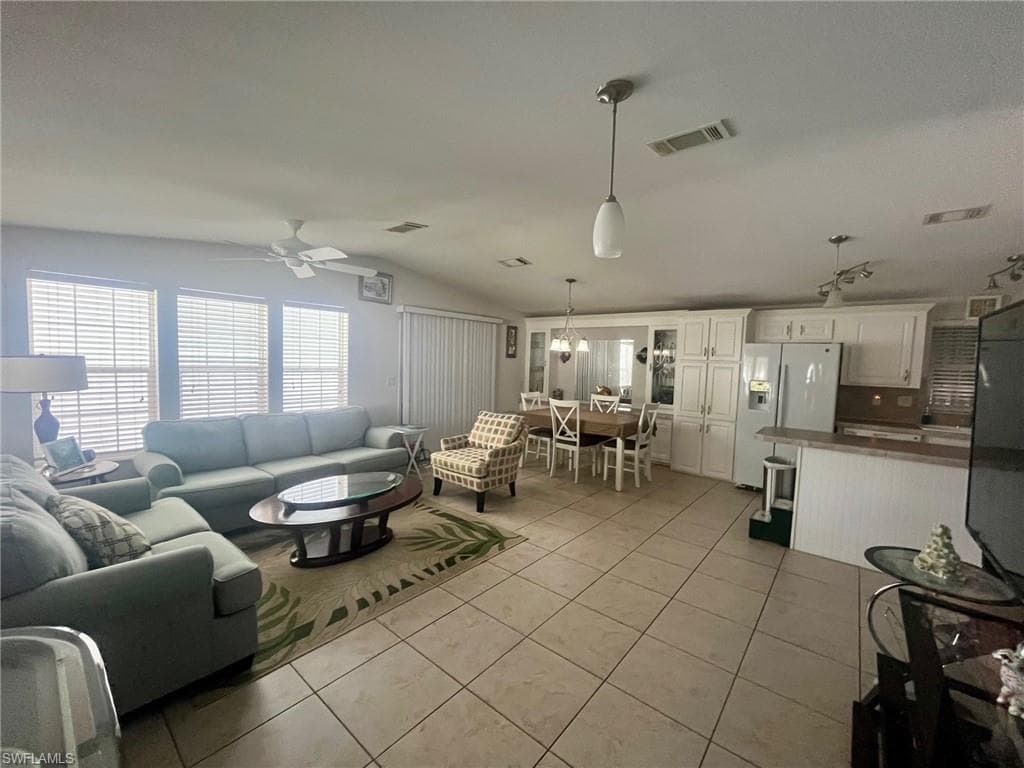1128 Jade Lake Pt, Naples, FL 34114-7