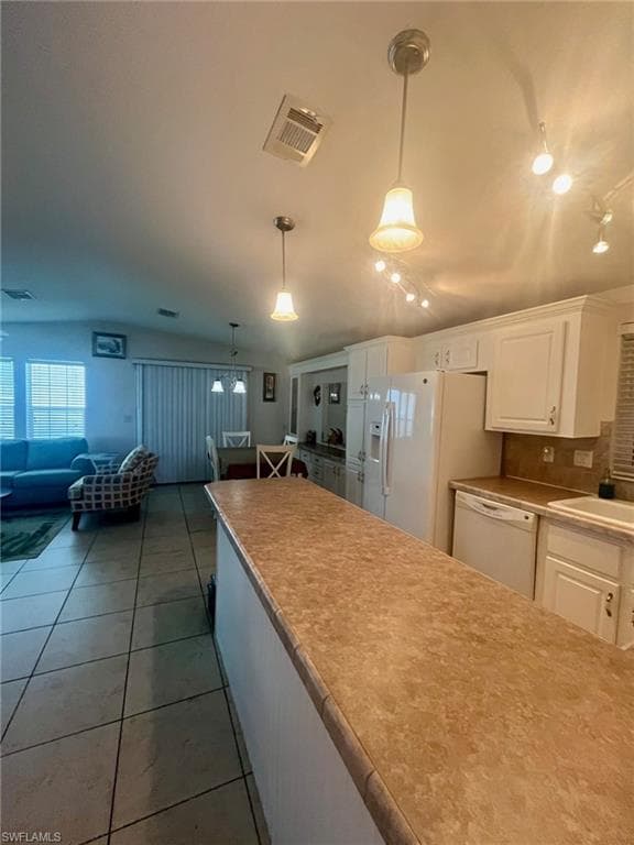 1128 Jade Lake Pt, Naples, FL 34114-8