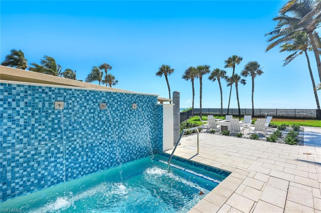 4001 Gulf Shore Blvd N 902, Naples, FL 34103-33