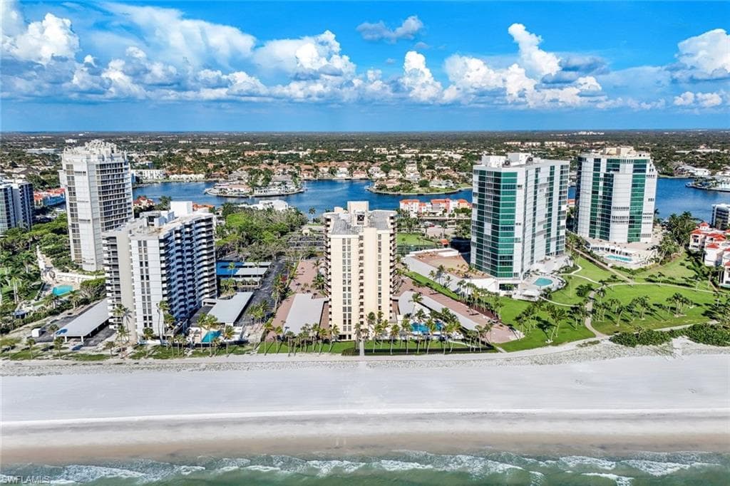 4001 Gulf Shore Blvd N 902, Naples, FL 34103-48