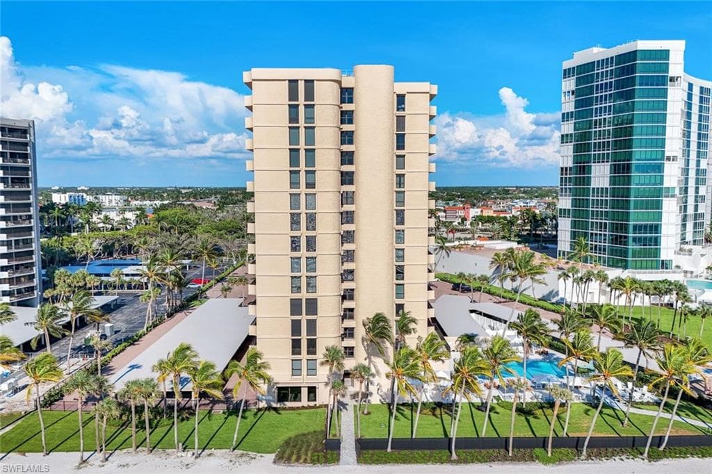 4001 Gulf Shore Blvd N 902, Naples, FL 34103-49