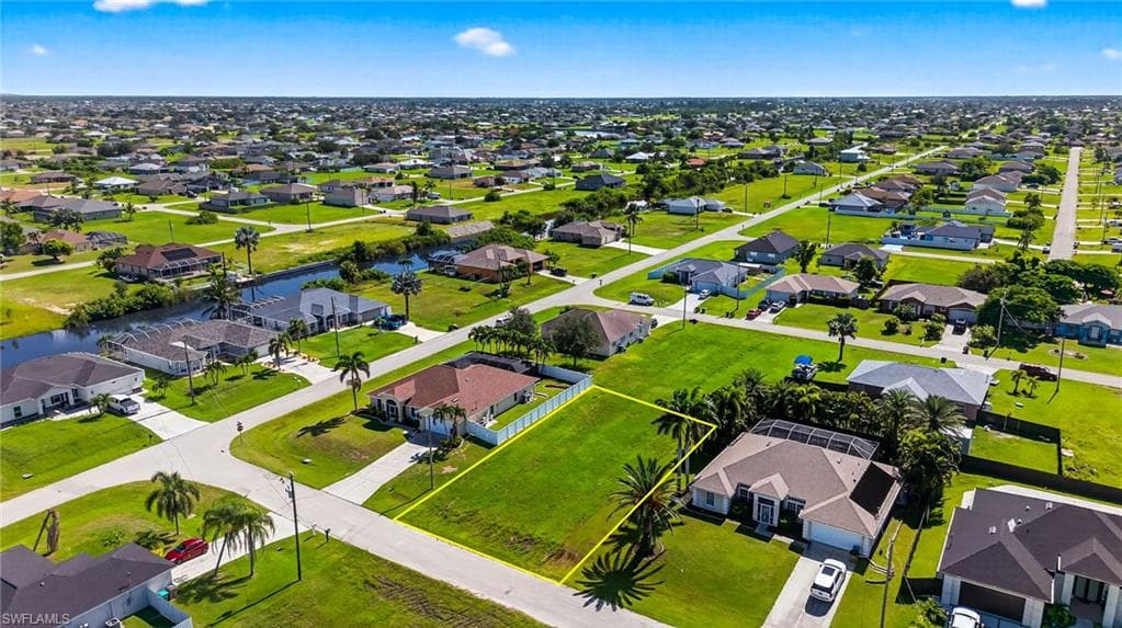 1227 13th Ave, Cape Coral, FL 33993-11