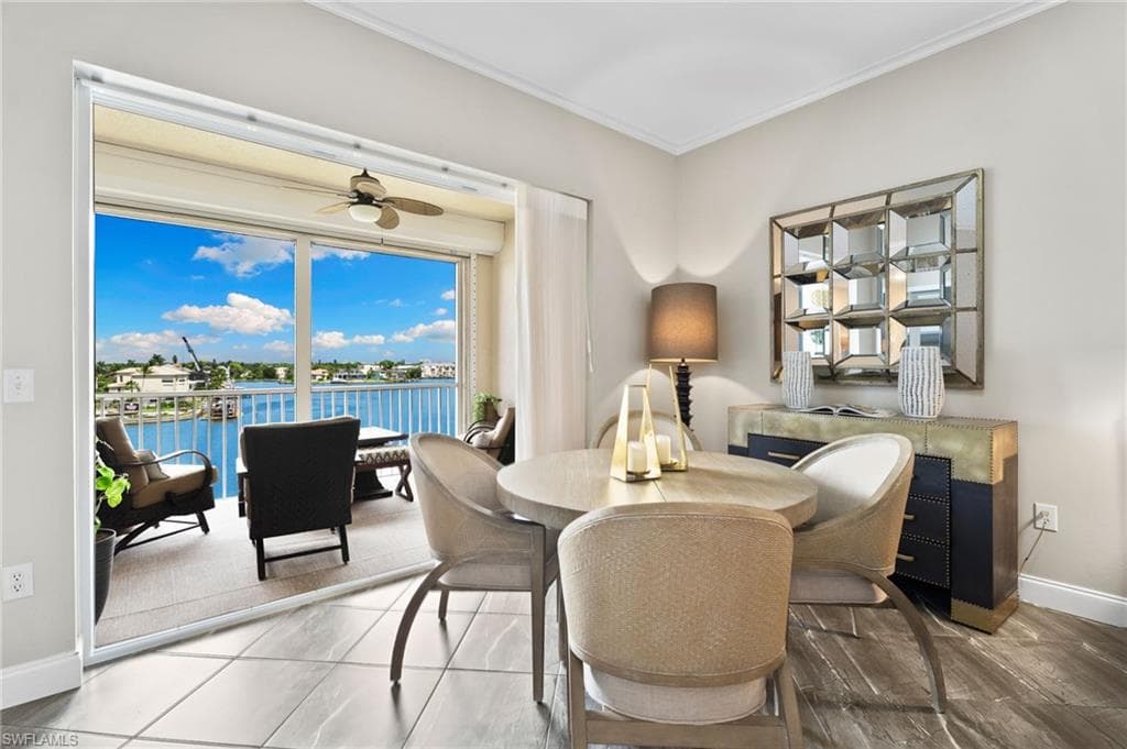 9380 Gulf Shore Dr 402, Naples, FL 34108-12