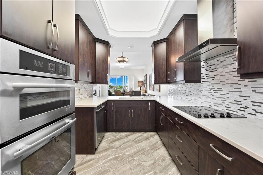 9380 Gulf Shore Dr 402, Naples, FL 34108-20