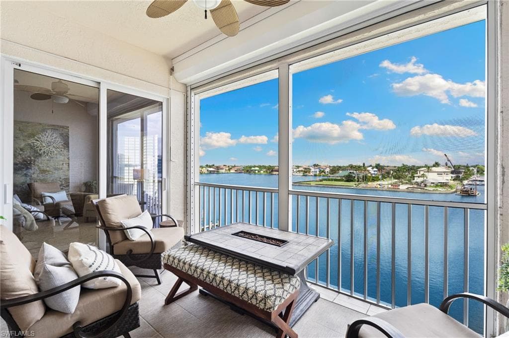 9380 Gulf Shore Dr 402, Naples, FL 34108-5