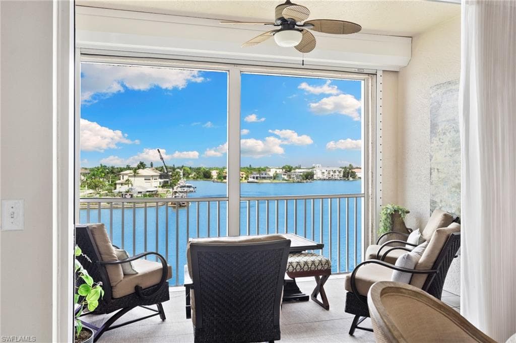 9380 Gulf Shore Dr 402, Naples, FL 34108-6