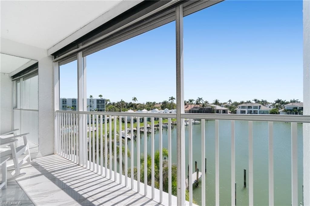 300 Park Shore Dr 4c, Naples, FL 34103-4