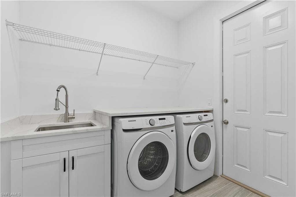 2132 Desoto Blvd S, Naples, FL 34117-25