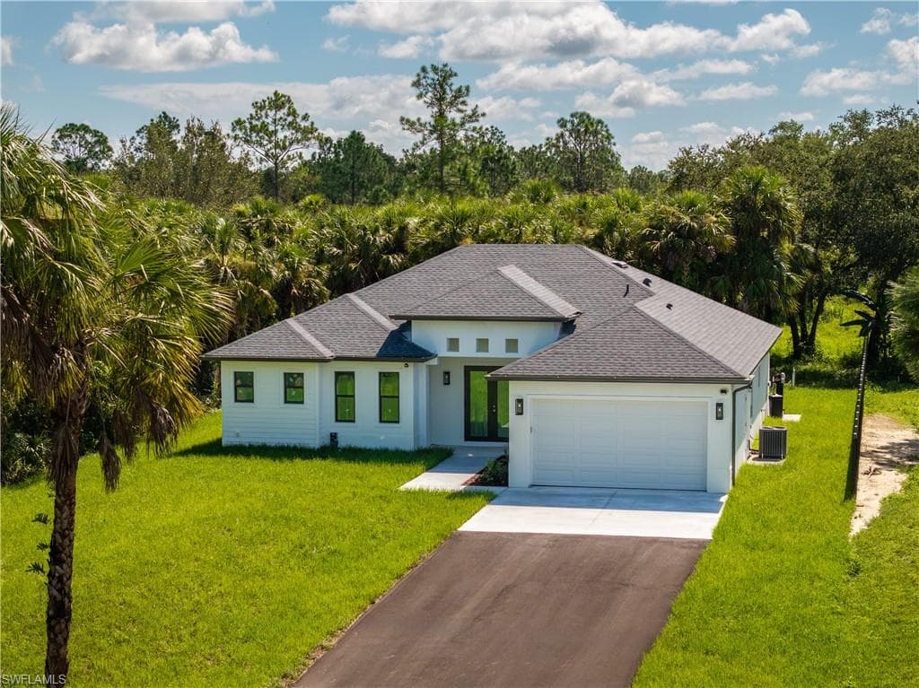 2132 Desoto Blvd S, Naples, FL 34117-2