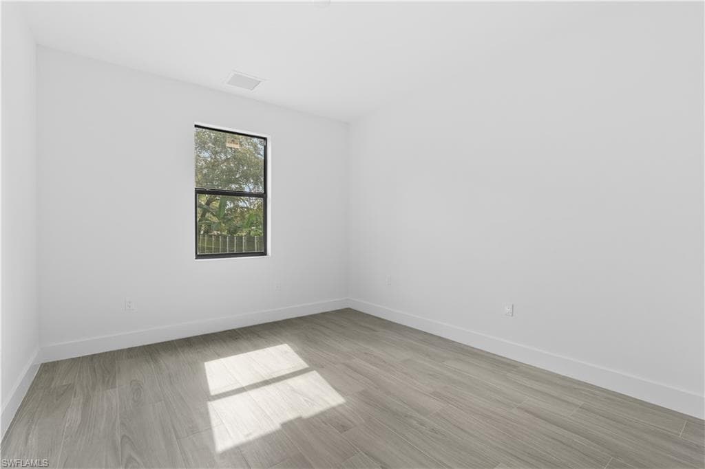 2132 Desoto Blvd S, Naples, FL 34117-35