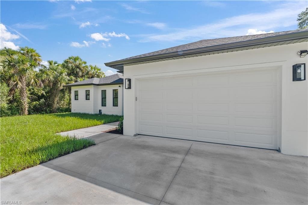 2132 Desoto Blvd S, Naples, FL 34117-8