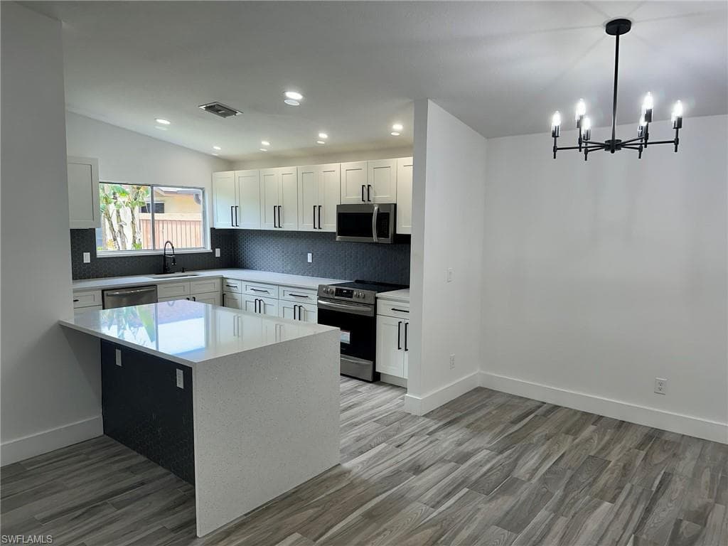 6478 Royal Woods Dr Dr, Fort Myers, FL 33908-7