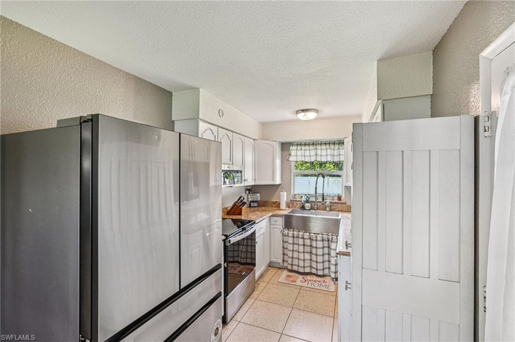 12619 2nd St, Fort Myers, FL 33905-10