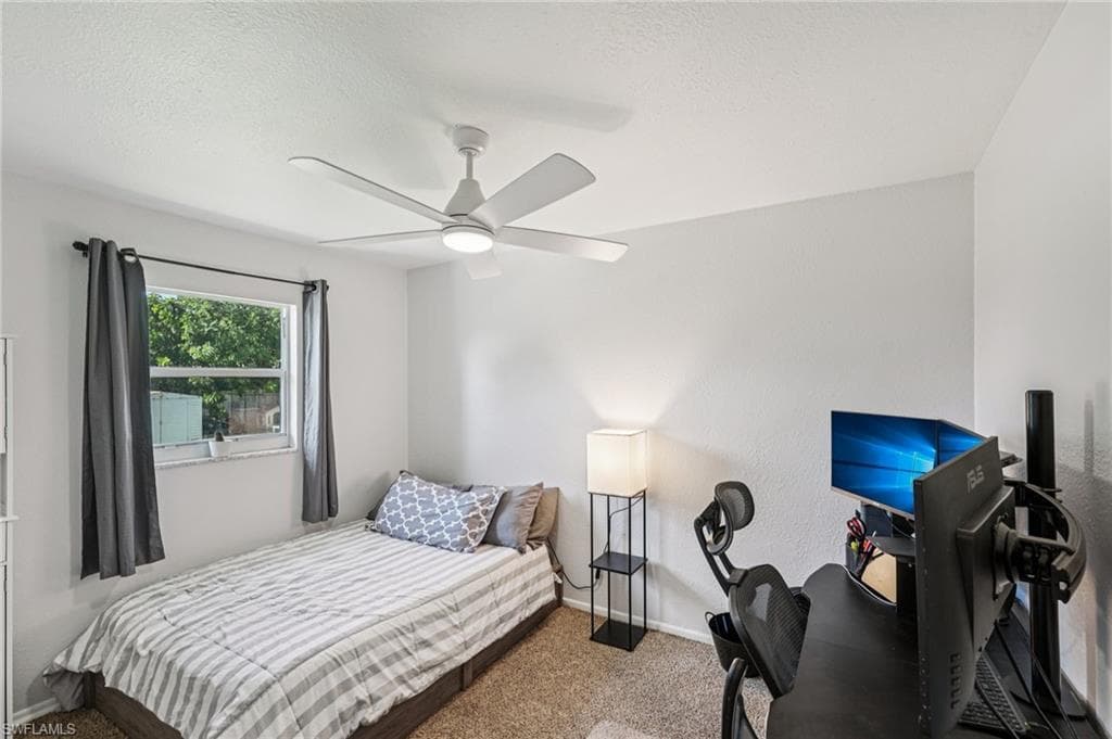 12619 2nd St, Fort Myers, FL 33905-15