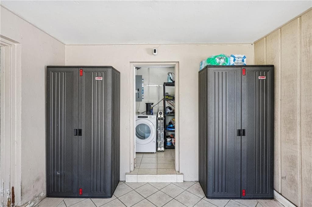 12619 2nd St, Fort Myers, FL 33905-21