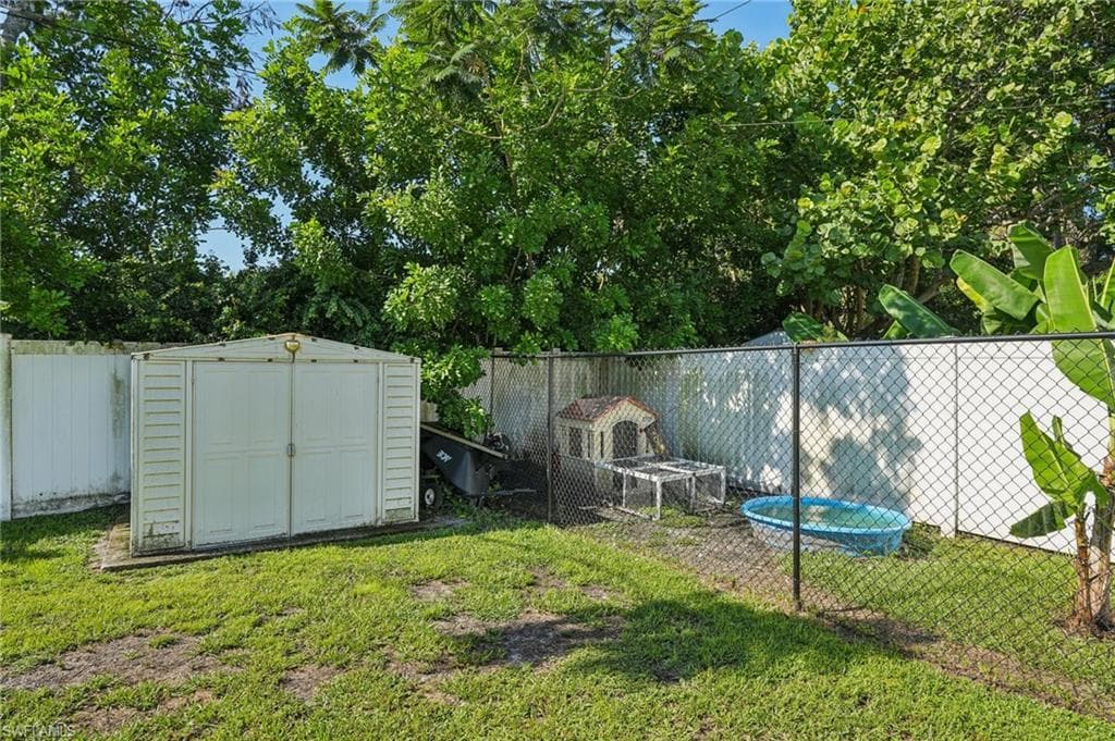 12619 2nd St, Fort Myers, FL 33905-25