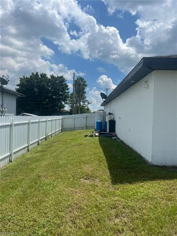 4214 21st St SW, Lehigh Acres, FL 33976-10