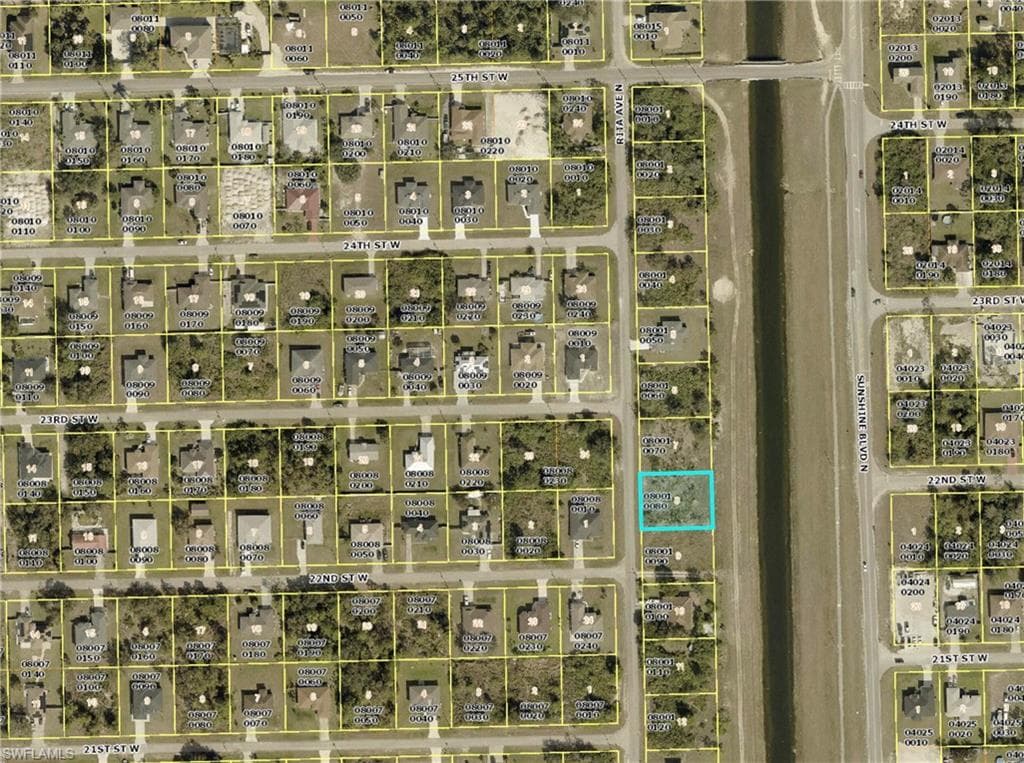 2202 Rita Ave N, Lehigh Acres, FL 33971-3