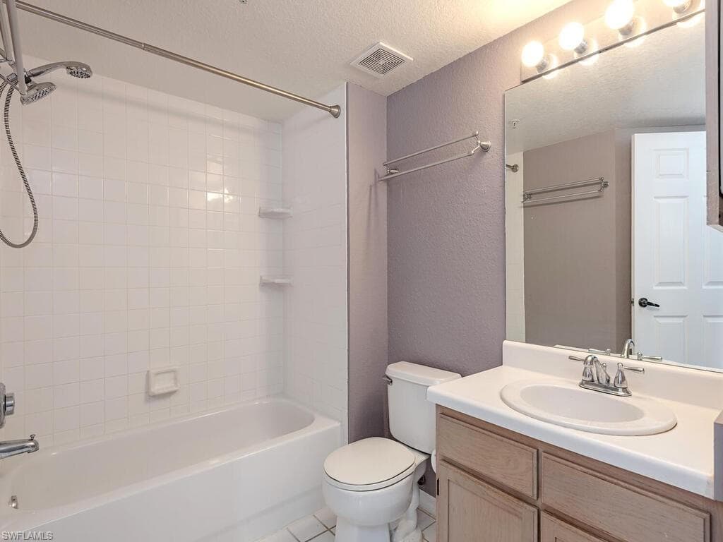 4670 Saint Croix Ln 631, Naples, FL 34109-10