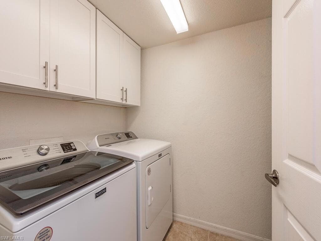 4670 Saint Croix Ln 631, Naples, FL 34109-12