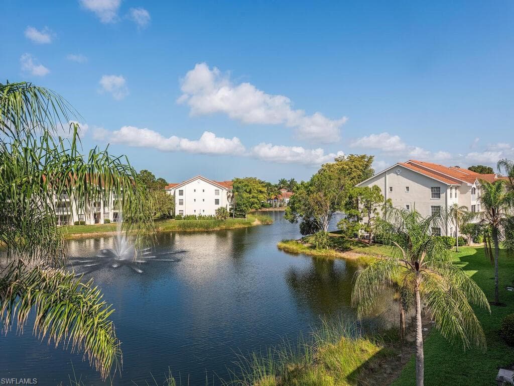 4670 Saint Croix Ln 631, Naples, FL 34109-1