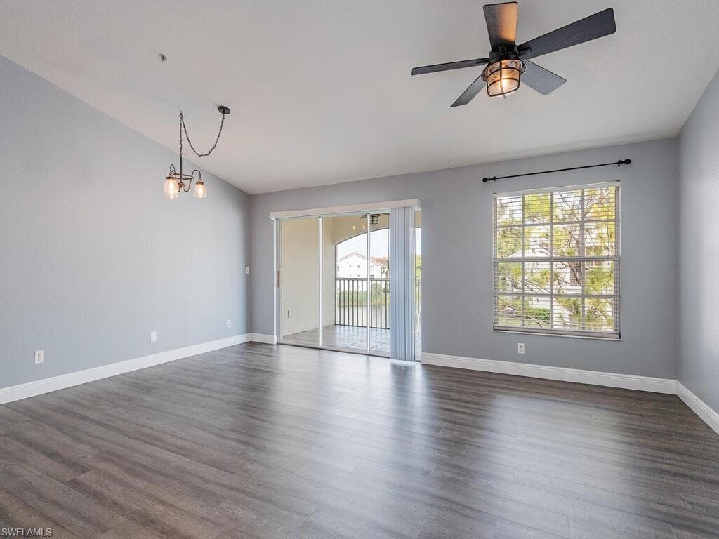 4670 Saint Croix Ln 631, Naples, FL 34109-4