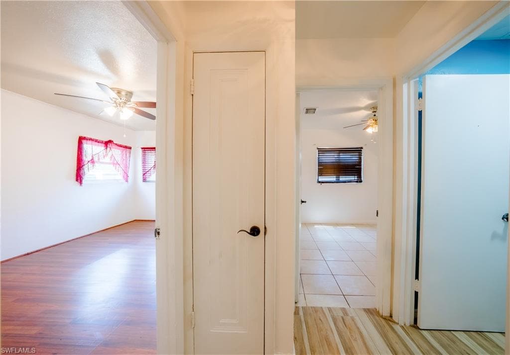 4512 Normandy Dr, Naples, FL 34112-22