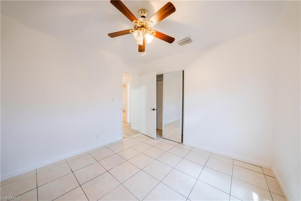 4512 Normandy Dr, Naples, FL 34112-26
