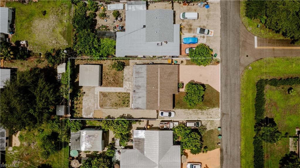 4512 Normandy Dr, Naples, FL 34112-32