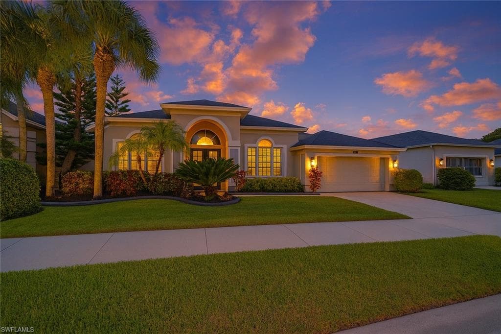 193 Skipping Stone Ln, Naples, FL 34119-2