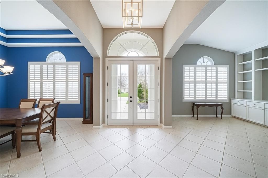 193 Skipping Stone Ln, Naples, FL 34119-4
