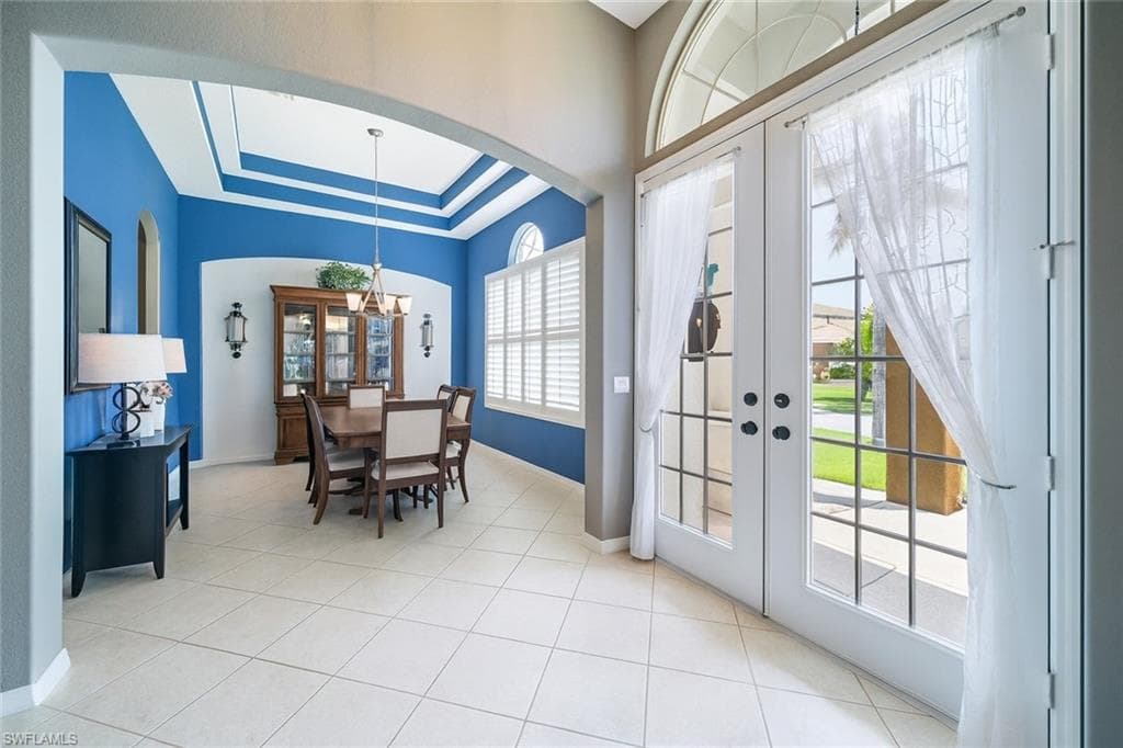 193 Skipping Stone Ln, Naples, FL 34119-6