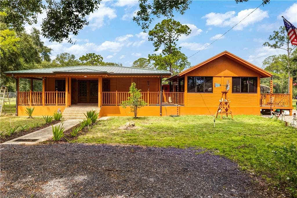 410 Cabbage Palm St, Clewiston, FL 33440-2