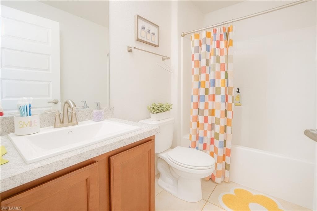 1909 Richland Ave, Lehigh Acres, FL 33972-34