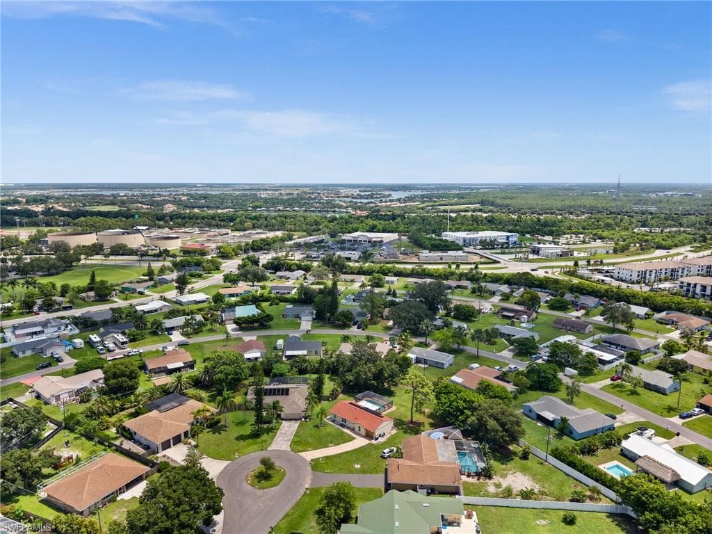 9288 Oak Bridge Ct, Fort Myers, FL 33967-9