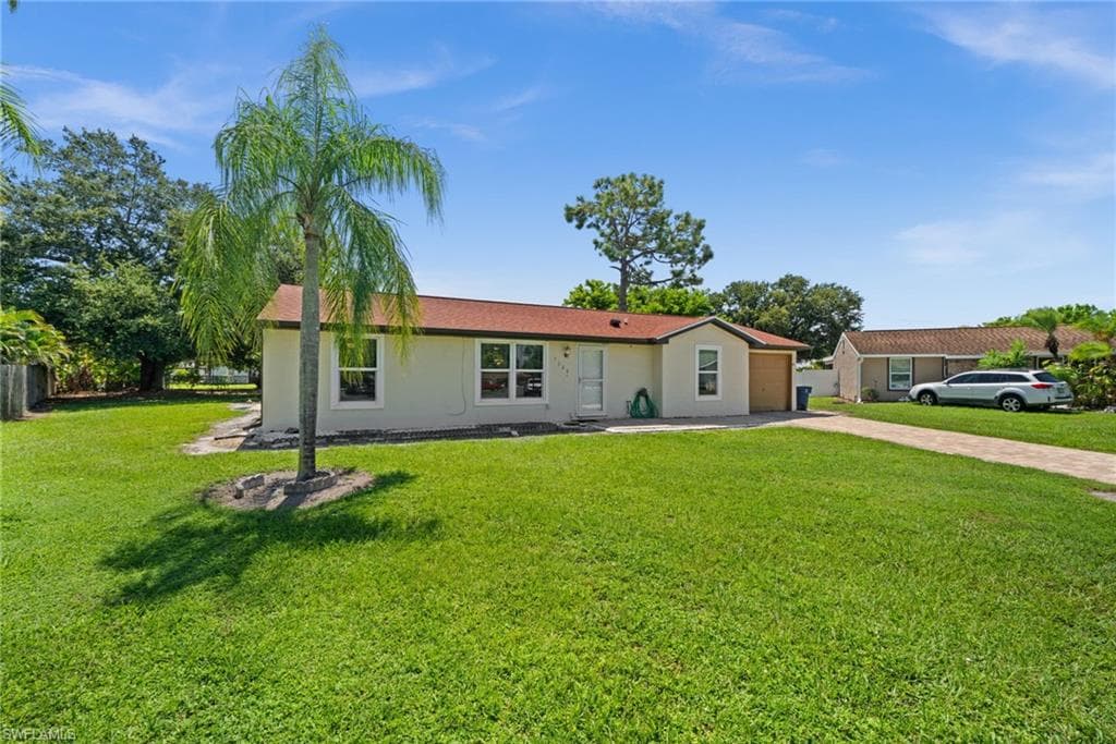 9288 Oak Bridge Ct, Fort Myers, FL 33967-1