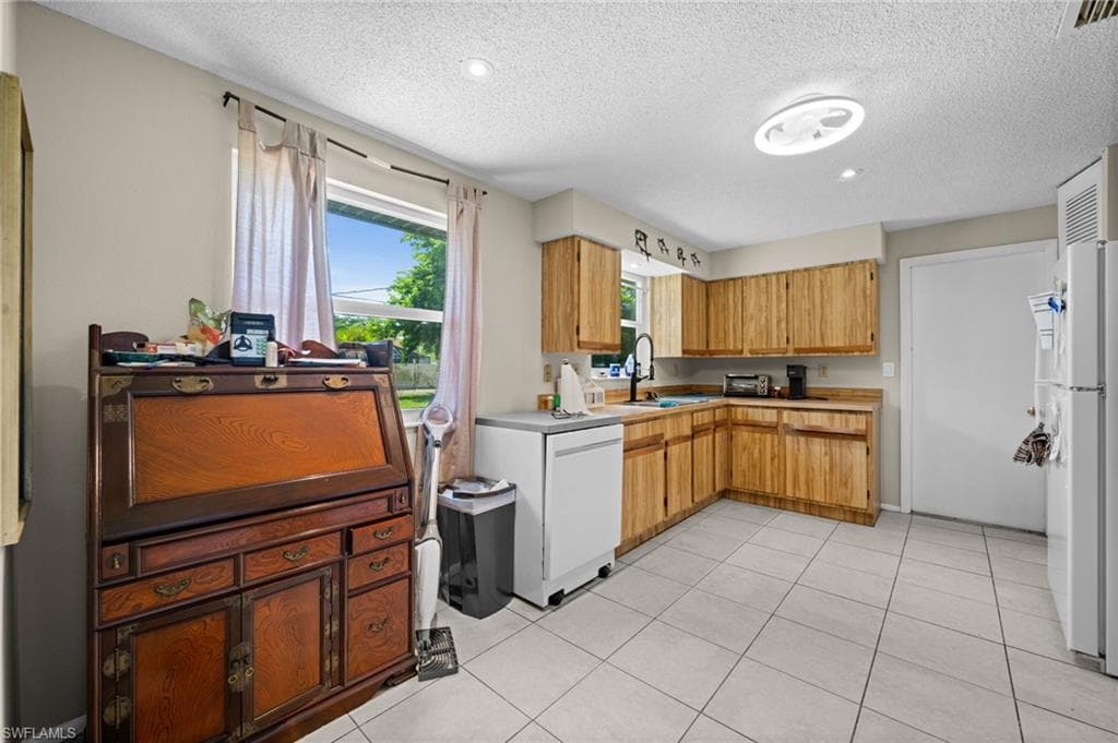 9288 Oak Bridge Ct, Fort Myers, FL 33967-20