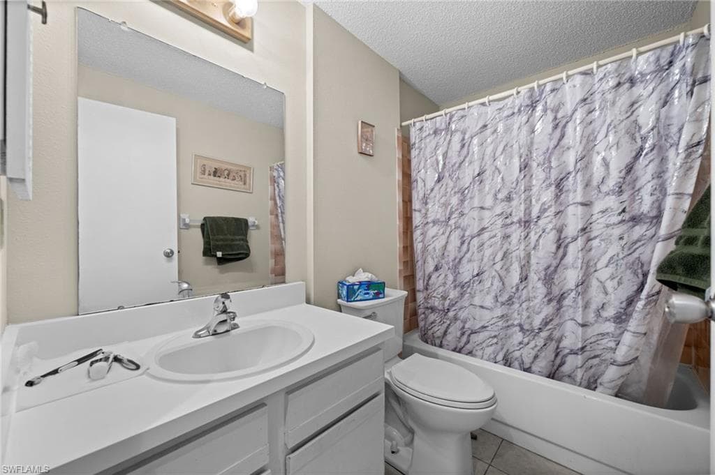 9288 Oak Bridge Ct, Fort Myers, FL 33967-28