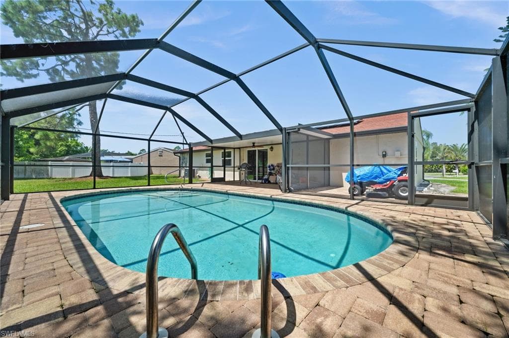 9288 Oak Bridge Ct, Fort Myers, FL 33967-3