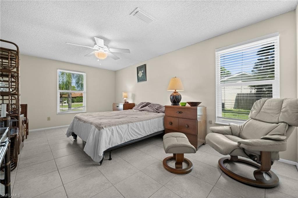9288 Oak Bridge Ct, Fort Myers, FL 33967-6