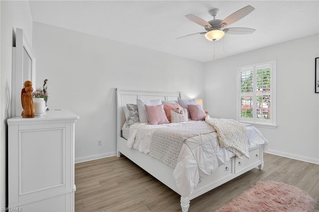 28713 Alessandria Cir, Bonita Springs, FL 34135-27