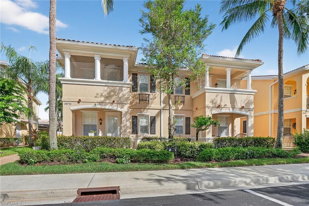28713 Alessandria Cir, Bonita Springs, FL 34135-2