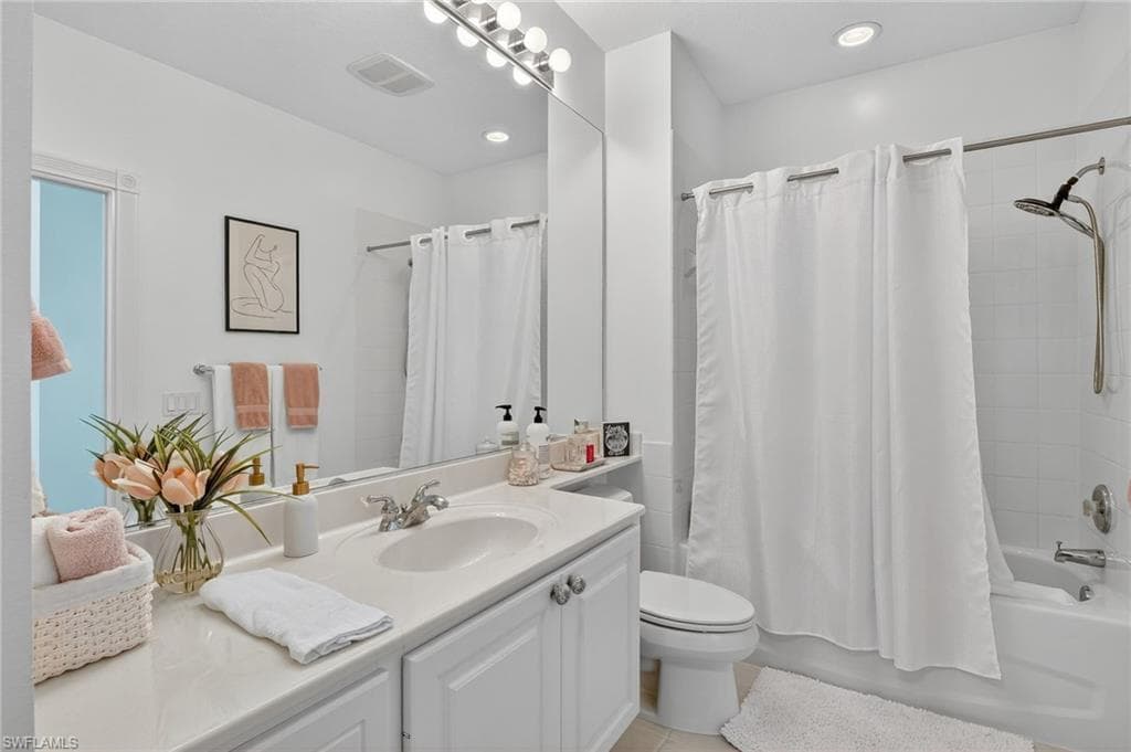 28713 Alessandria Cir, Bonita Springs, FL 34135-31