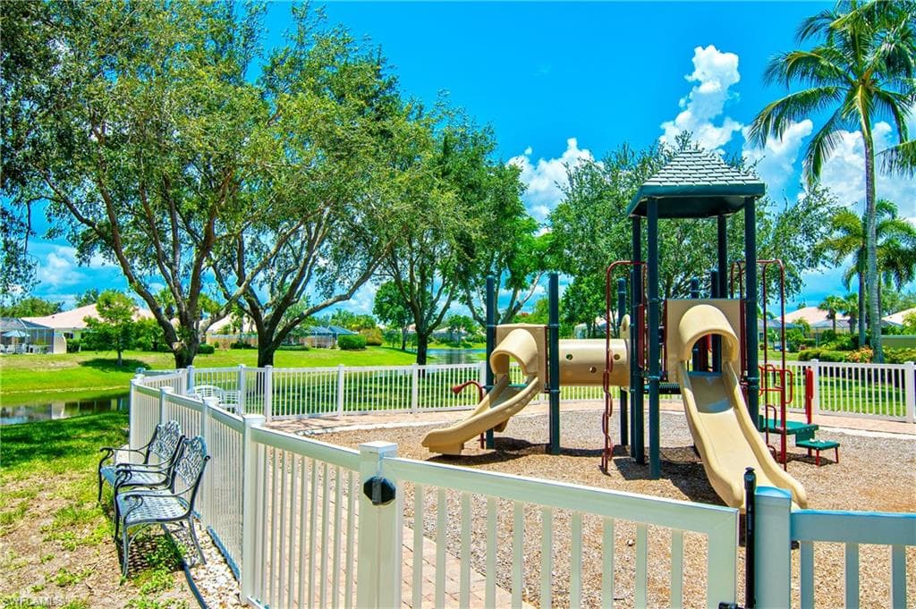 28713 Alessandria Cir, Bonita Springs, FL 34135-47