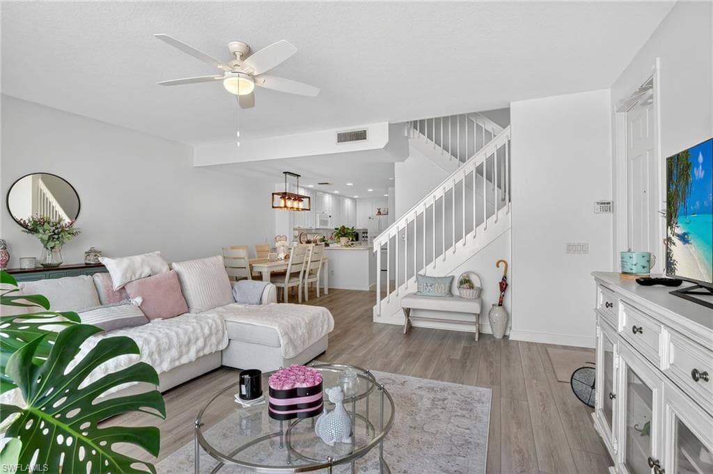 28713 Alessandria Cir, Bonita Springs, FL 34135-8