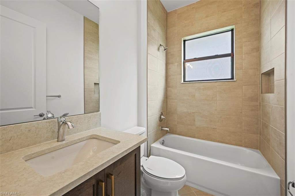 20428 Estero Crossing Blvd, Estero, FL 33928-23