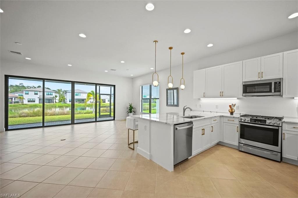 20428 Estero Crossing Blvd, Estero, FL 33928-7